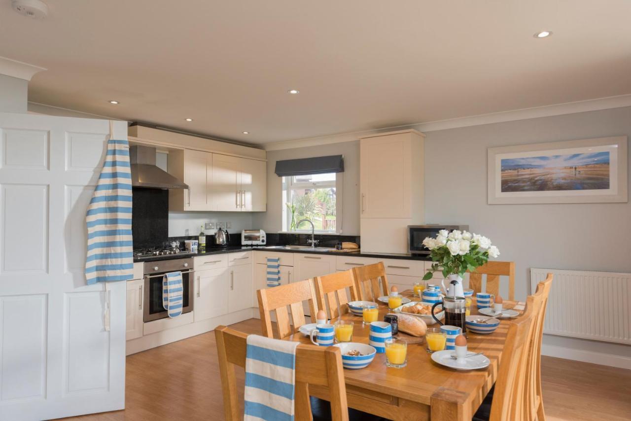 Trevone House With Hot Tub On Retallack Resort Padstow Bagian luar foto